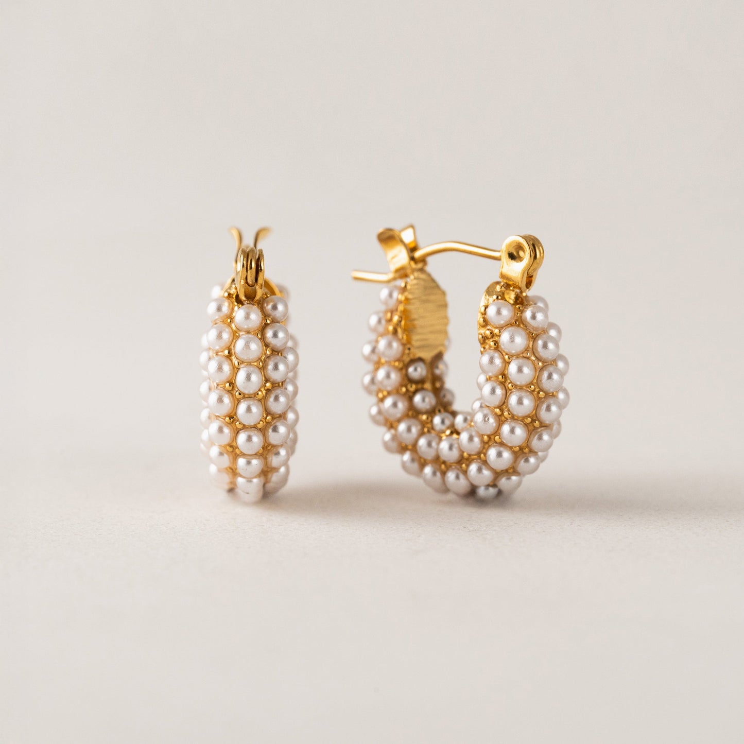 Perla Hoop Earrings