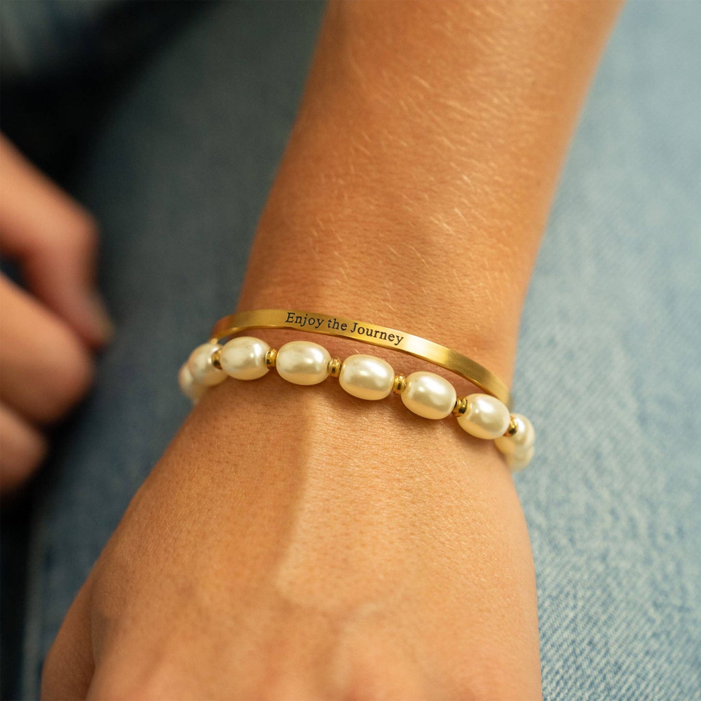 18K Gold PVD 8mm Kiska Glass Pearl Stretch Bracelet