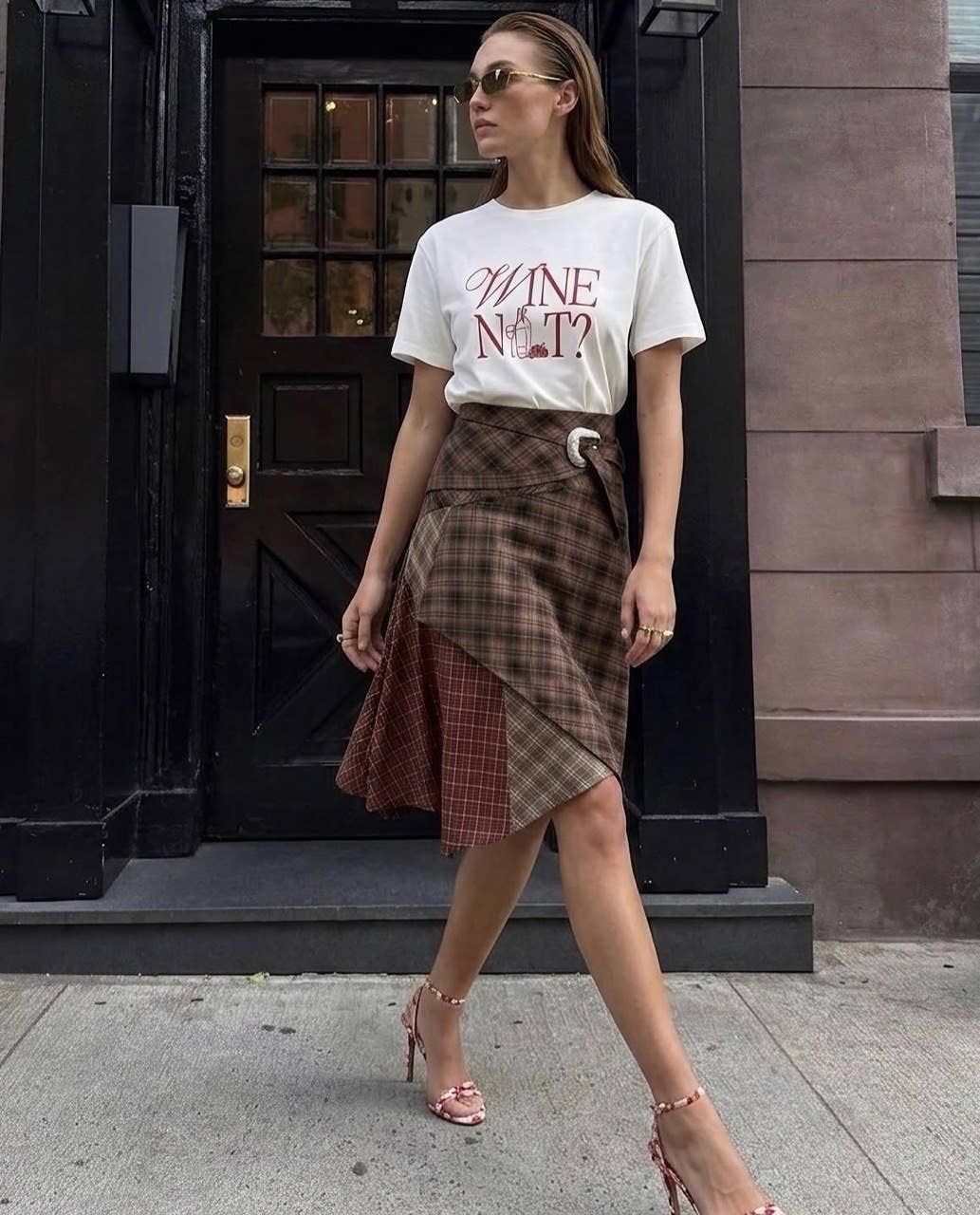 "Nine Wine Wine" Oversized Graphic T-Shirt