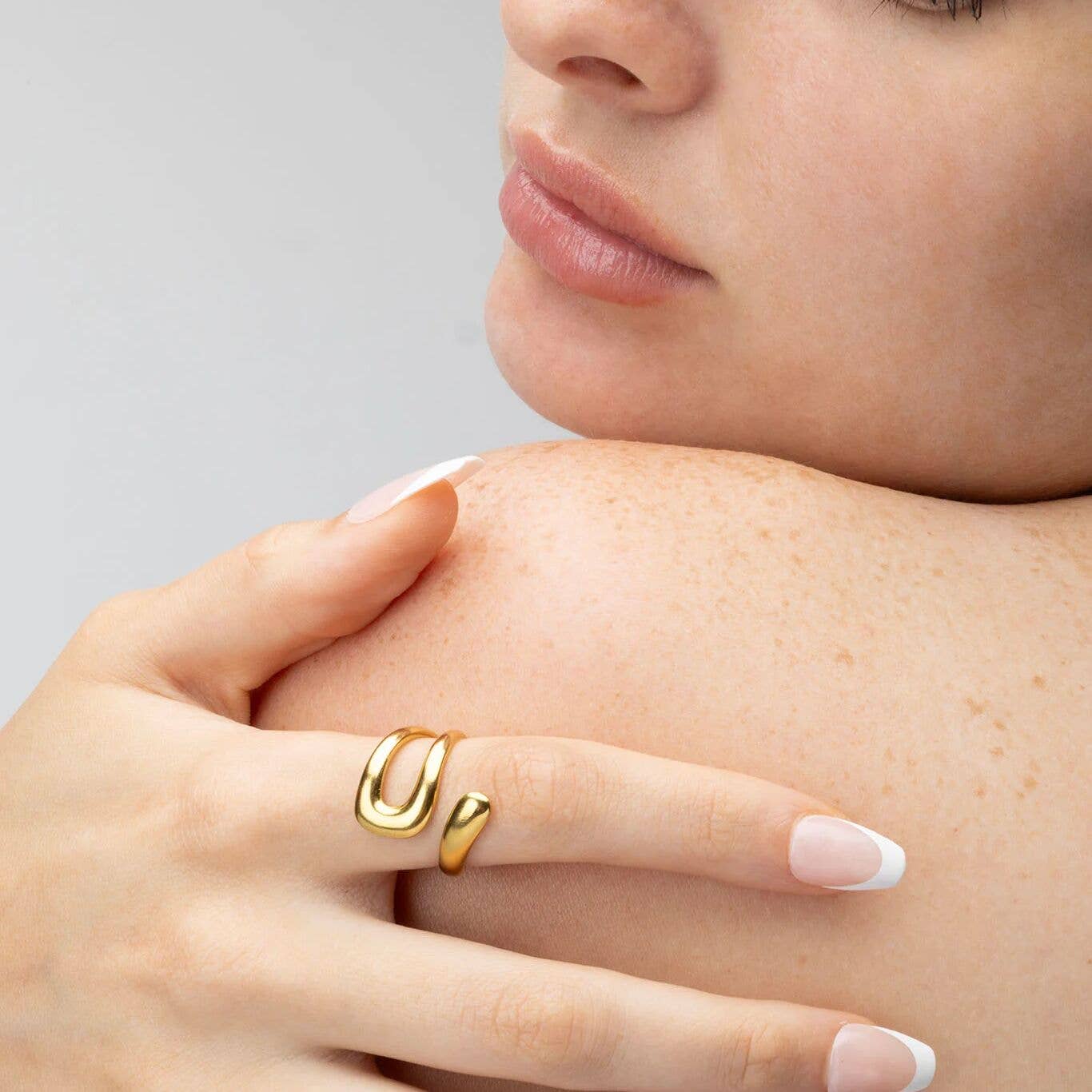 18K Gold PVD Stainless Steel Twisted Spiral Cuff Ring