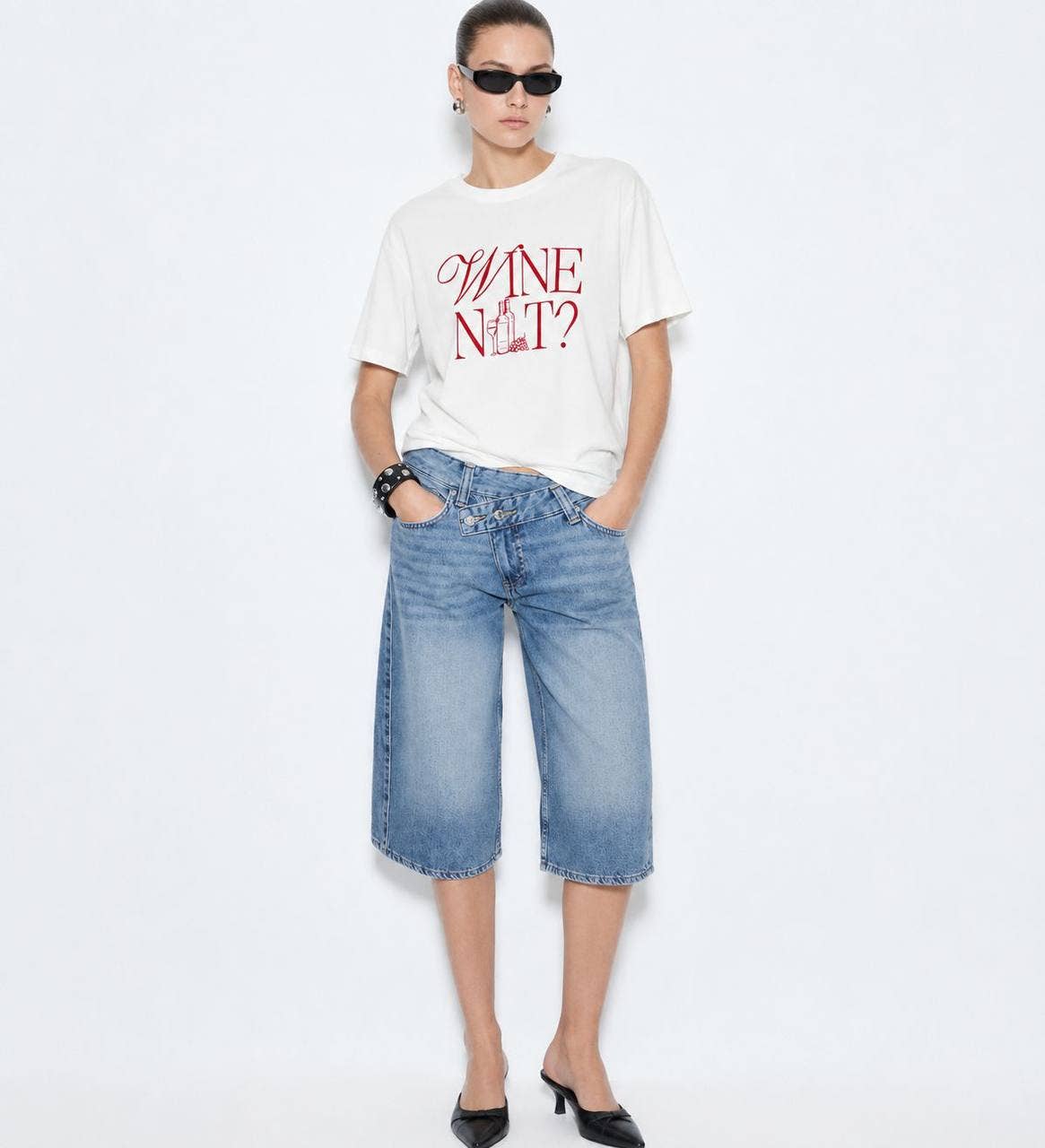 "Nine Wine Wine" Oversized Graphic T-Shirt