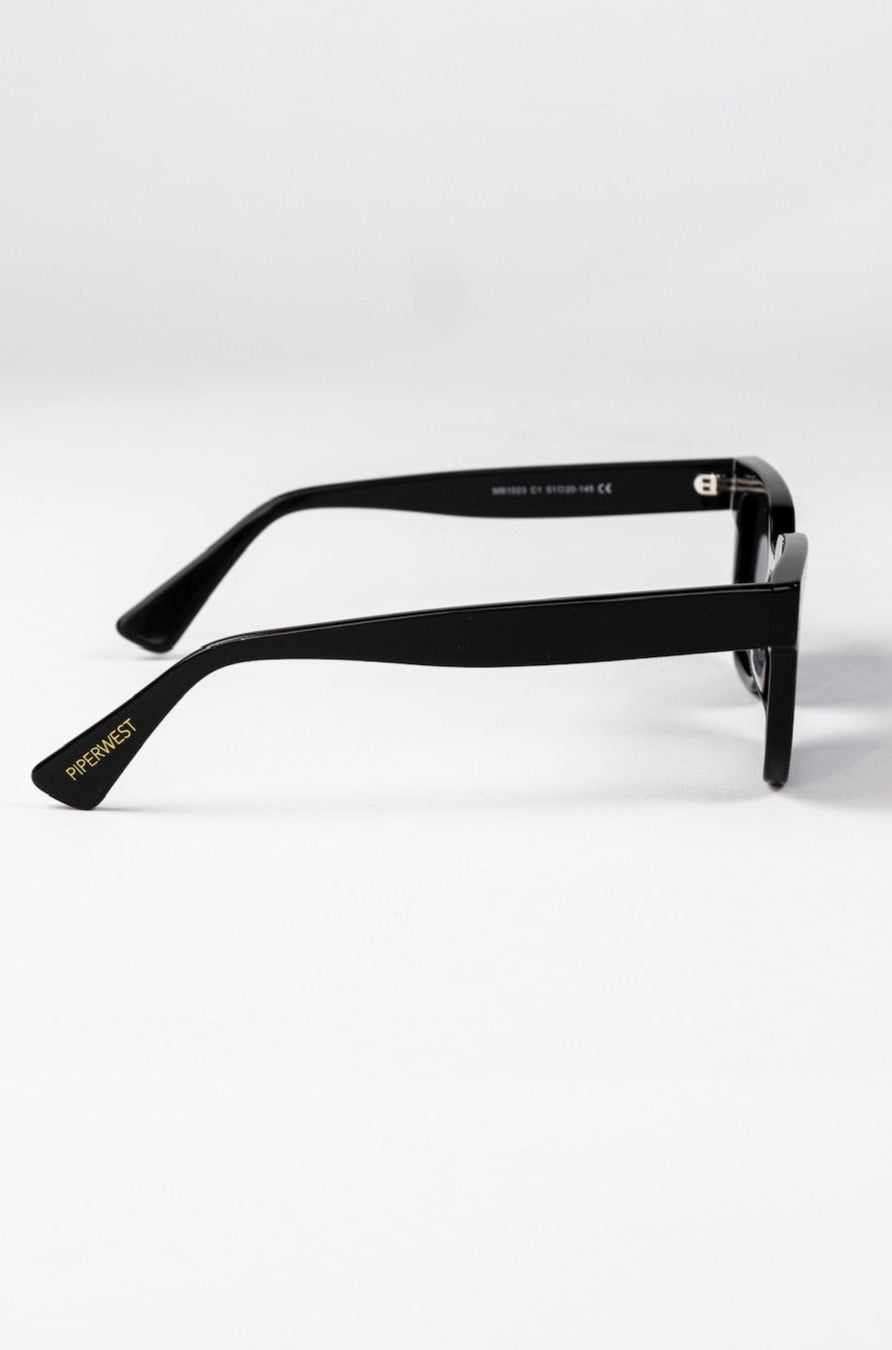 Inez Sunglasses in Black